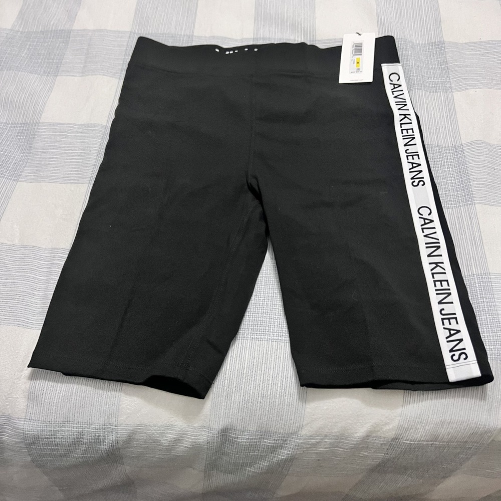 CALVIN KLEIN JEANS- Biker Shorts Black with White Size M New with Tags